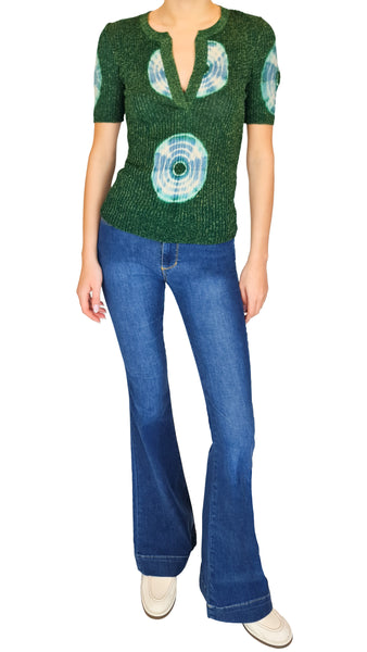Experience the classic Lola in a cool and silky summer weight denim. A super flattering fit plus the comfiest denim, you will never want to take this pair off!