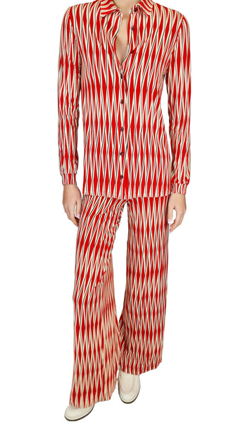 Combining bold red and neutral black and beige, these floaty print trousers are a versatile and eye-catching addition to any wardrobe. Make a statement and stand out from the crowd with this awesome pair! Wear together with the matching SIYU Red Floyd shirt for the ultimate head-to-toe look.