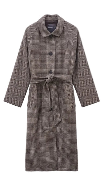 Experience Italian luxury in the Rosso35 Yak Wool Silk Coat. Featuring a timeless Glen plaid check, self-tie belt, and ultra-soft finish. Shop now.   
Rosso35 yak wool coat, silk yak wool coat, luxury Glen plaid coat, designer belted wool coat, Italian tailored winter coat