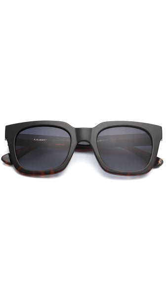 A.KJAERBEDE NANCY BLACK DEMI TORTOISE SUNGLASSES