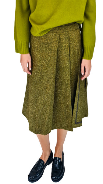 Olive Gold Pleated Kilt Skirt | Designer Slit Midi Skirt   
Make a statement in our metallic olive gold pleated kilt skirt. High-waisted with sharp pleats and a sultry side slit for effortless luxury styling. 
metallic pleated skirt, gold kilt midi skirt, luxury wrap skirt with slit, designer pleated midi skirt, olive gold skirt